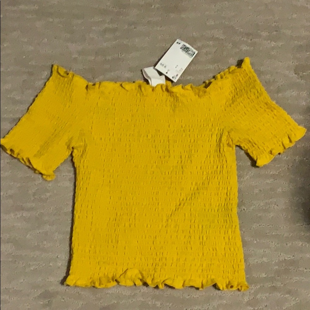 H&M small off shoulder crop top